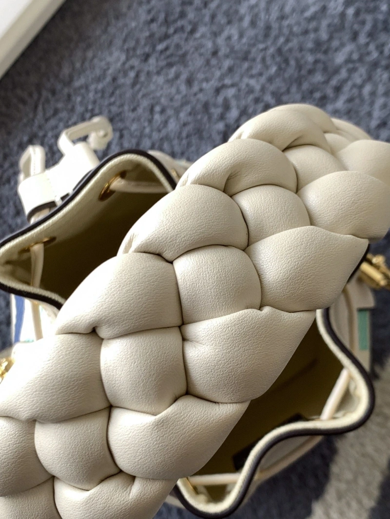 Fendi Bucket Bags 4370-0385