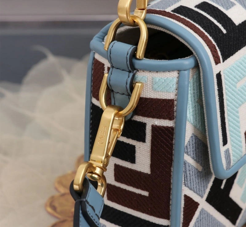 Fendi Baguette Bags 4370-0393