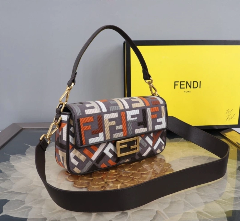 Fendi Baguette Bags 4370-0395
