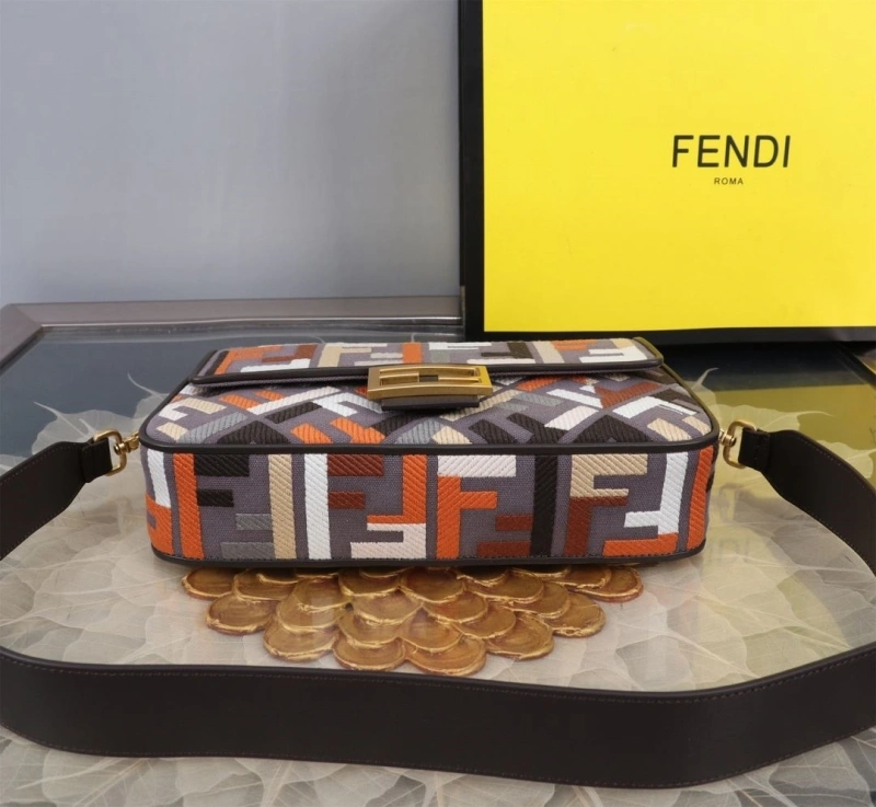 Fendi Baguette Bags 4370-0395