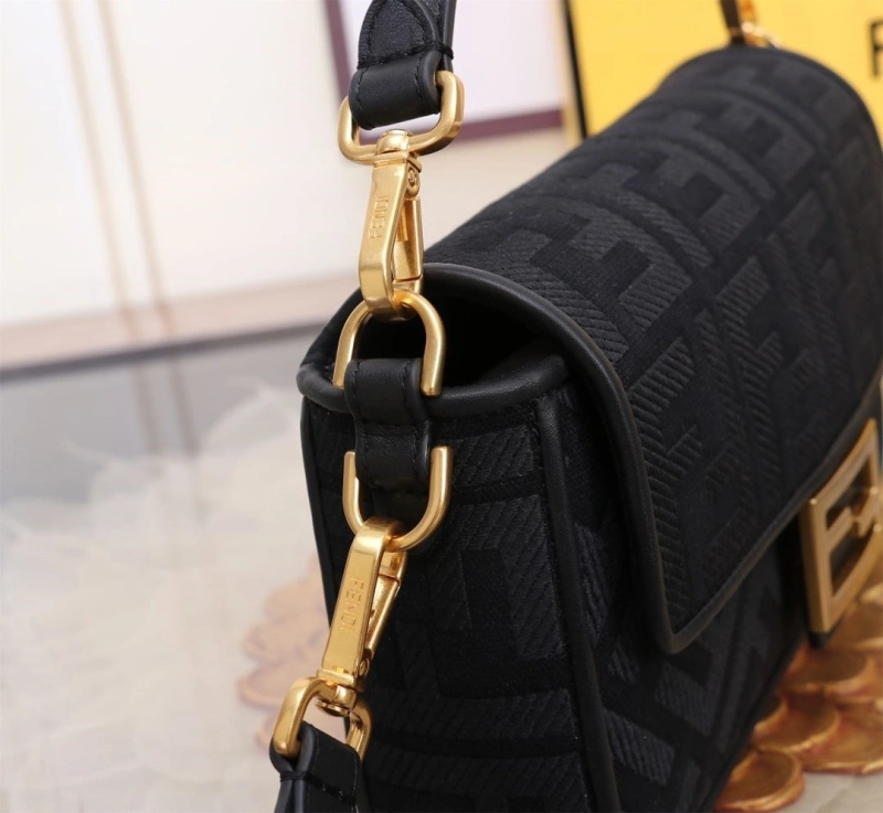 Fendi Baguette Bags 4370-0398