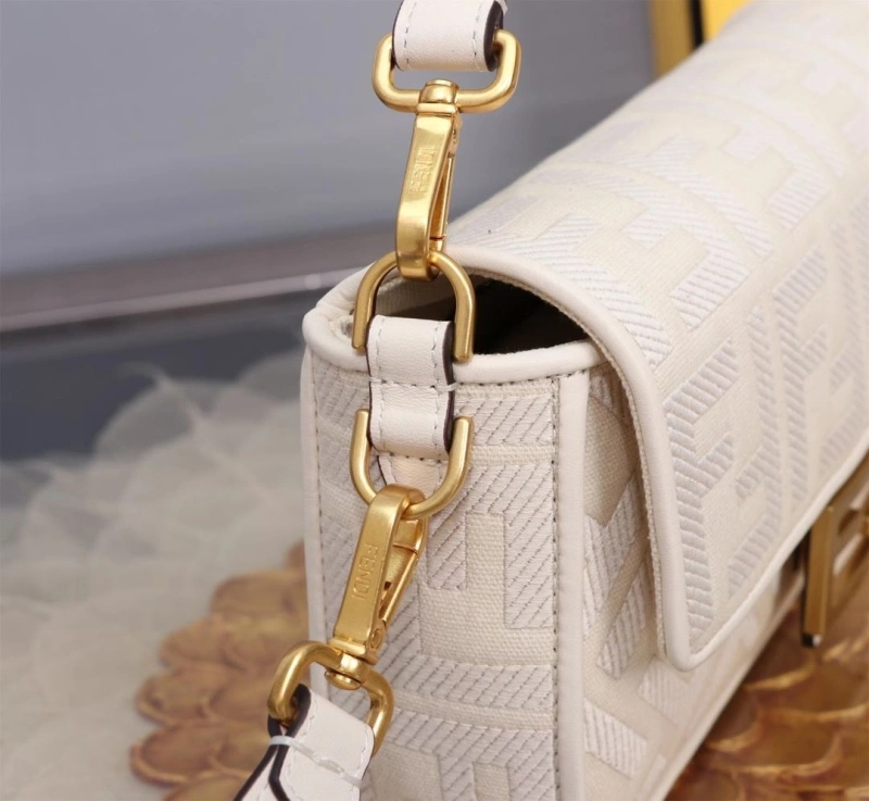 Fendi Baguette Bags 4370-0399