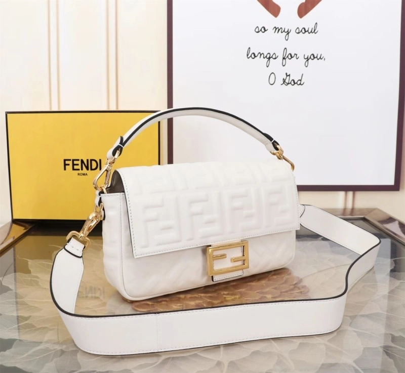 Fendi Satchel Bags 4370-0402