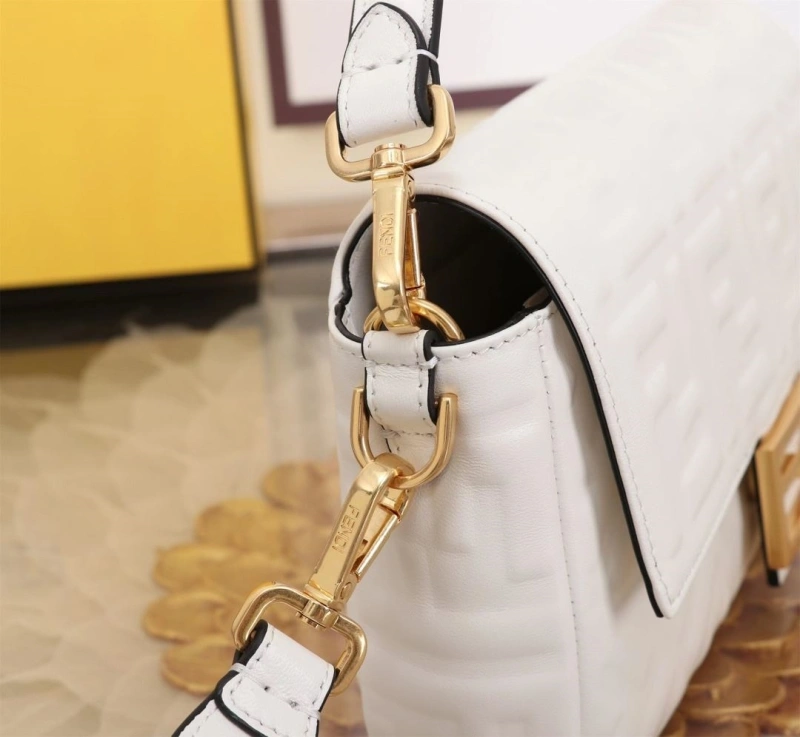 Fendi Satchel Bags 4370-0402