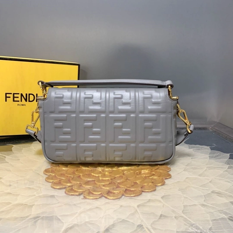 Fendi Satchel Bags 4370-0404