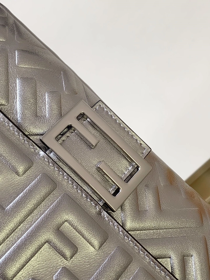 Fendi Baguette Bags 4370-0411