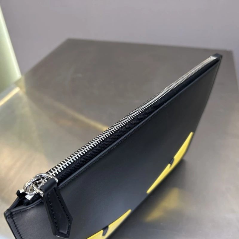 Fendi Clutch Bags 4370-0565