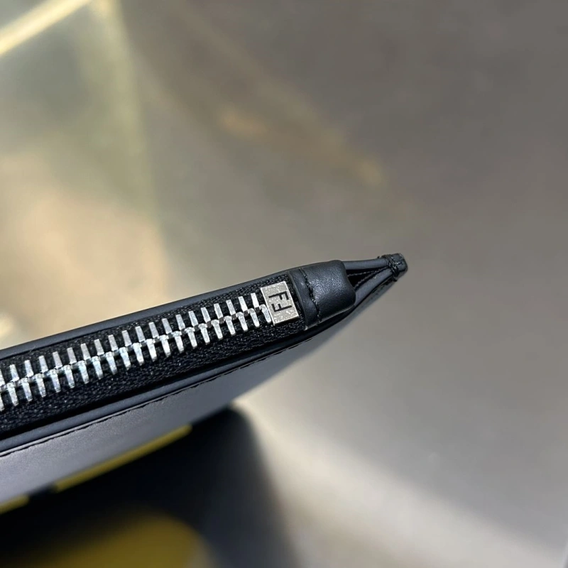 Fendi Clutch Bags 4370-0565