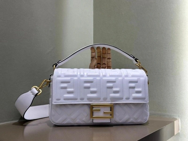 Fendi Baguette Bags 4370-0586