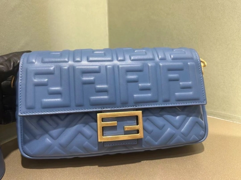 Fendi Baguette Bags 4370-0589