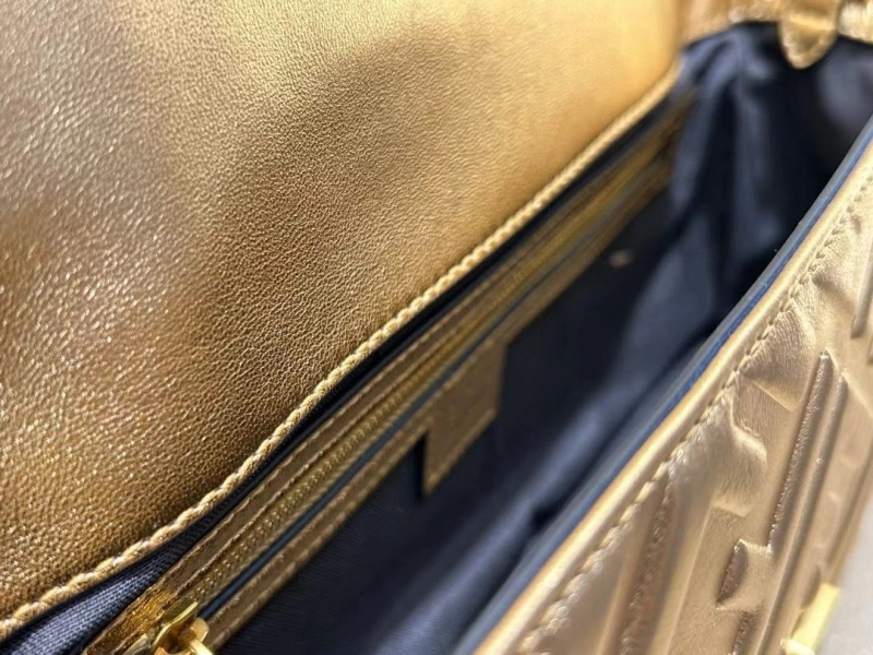 Fendi Baguette Bags 4370-0591