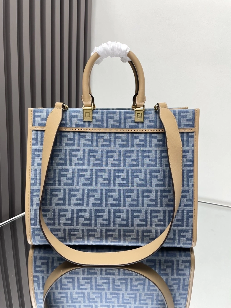 Fendi Shopping Bags 4370-0616