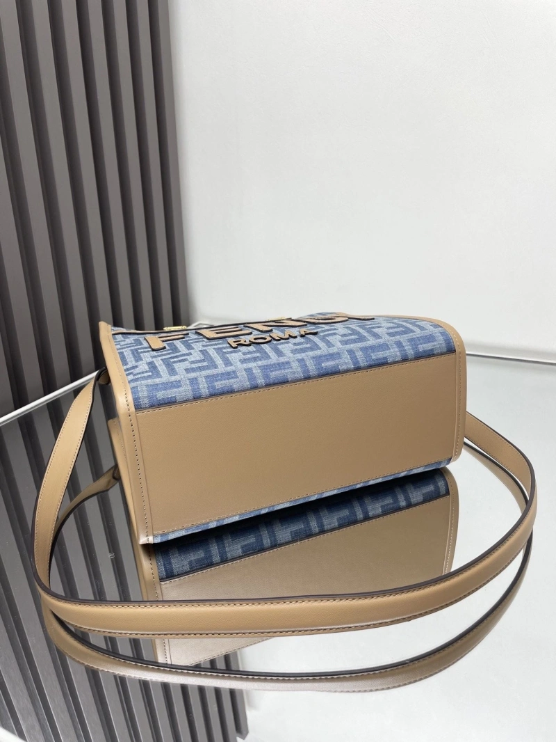 Fendi Shopping Bags 4370-0617