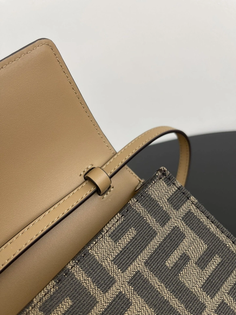 Fendi Satchel Bags 4370-0622