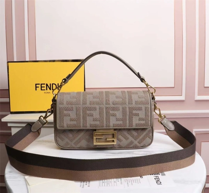 Fendi Baguette Bags 4370-0640