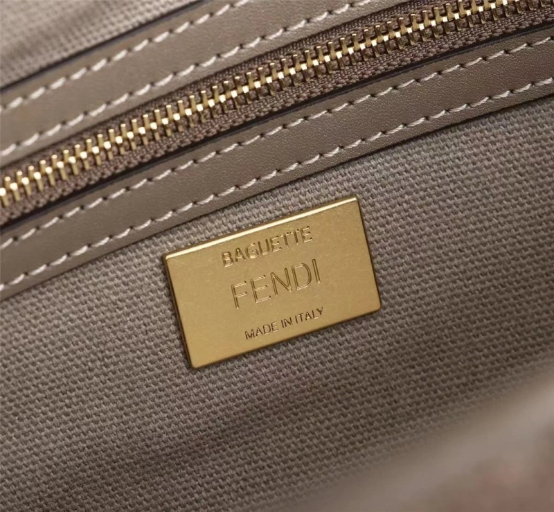 Fendi Baguette Bags 4370-0640