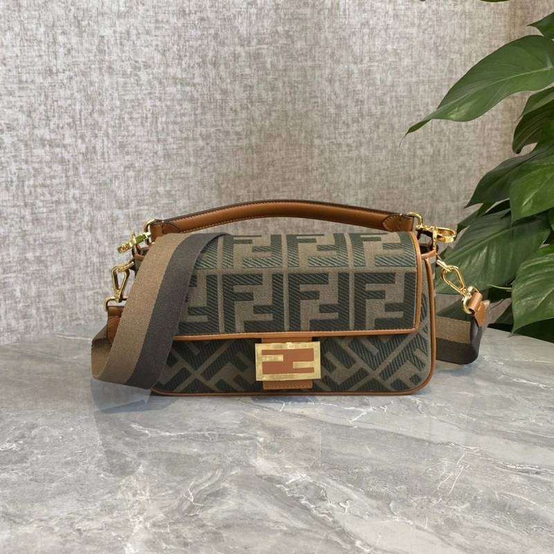 Fendi Baguette Bags 4370-0641
