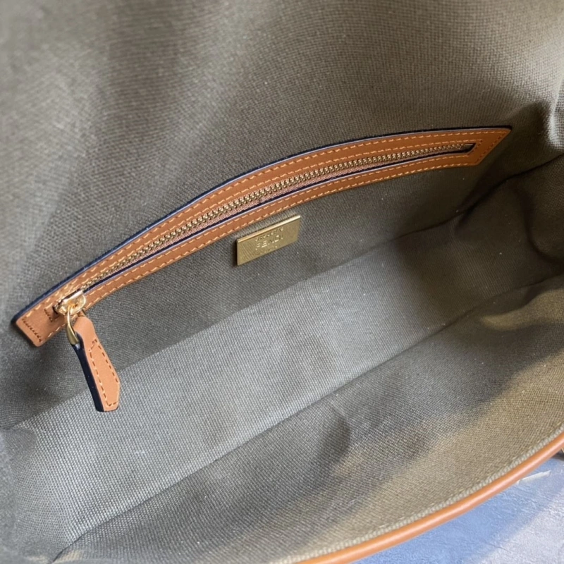 Fendi Baguette Bags 4370-0641