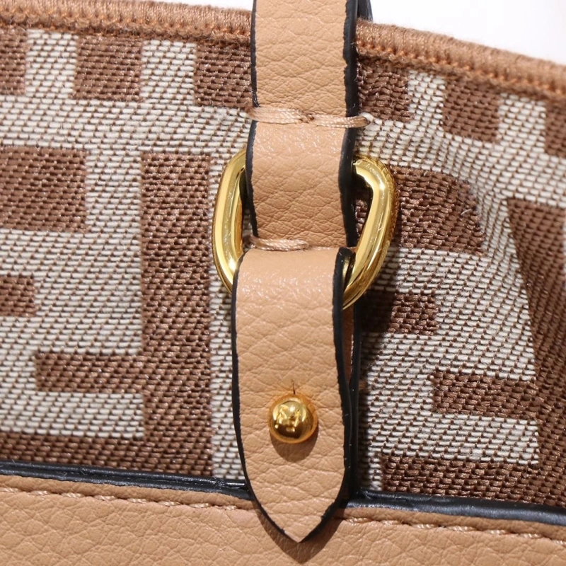 Fendi Shopping Bags 4370-0642