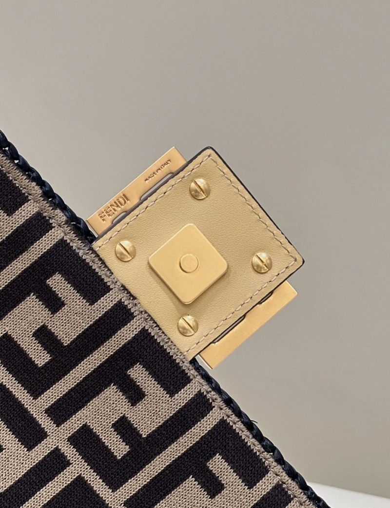 Fendi Baguette Bags 4370-0644