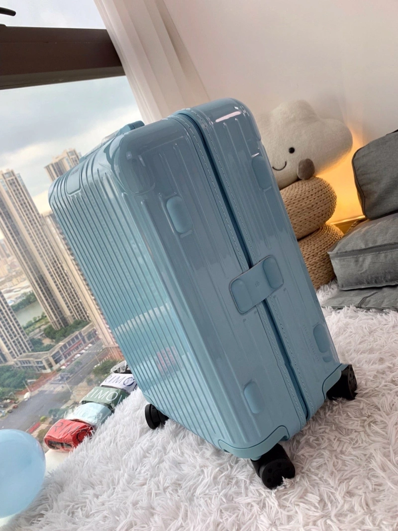 R1m0wa suitcase 4461-0062