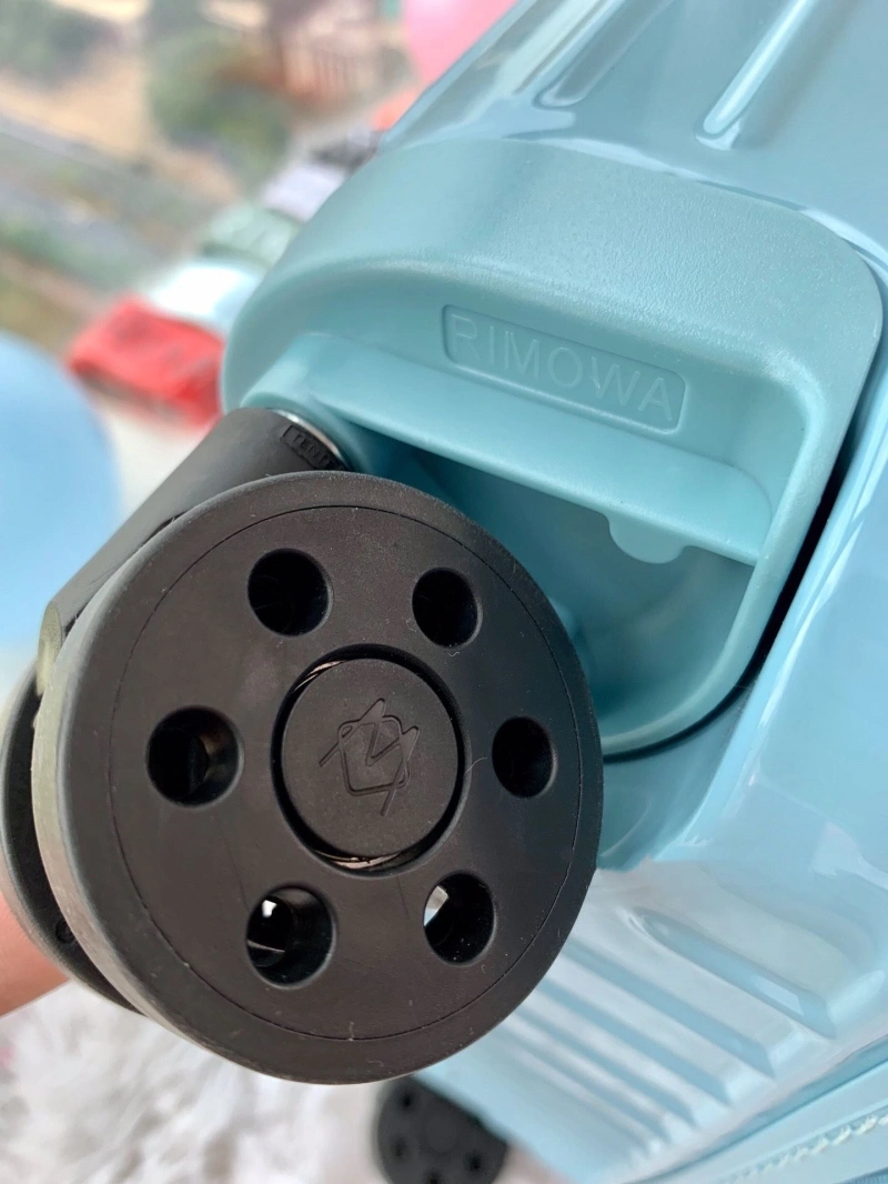 R1m0wa suitcase 4461-0062