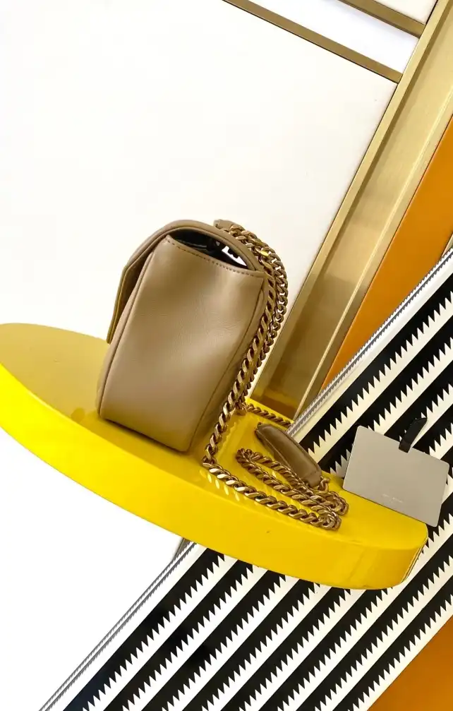 Gvc*1 satchel bags 4837a-0079